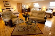 Accommodation Accommodation